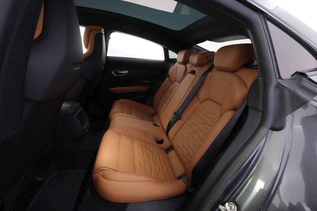 AUDI e-tron GT 2023