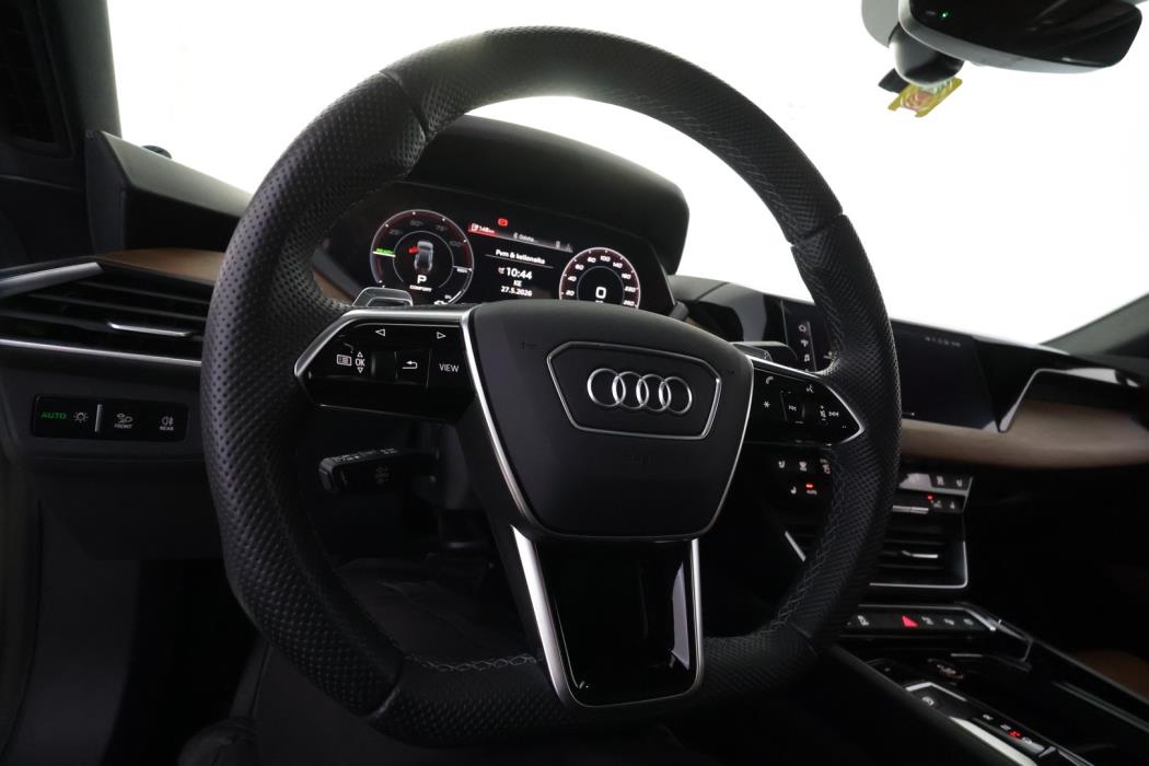 AUDI e-tron GT 2023
