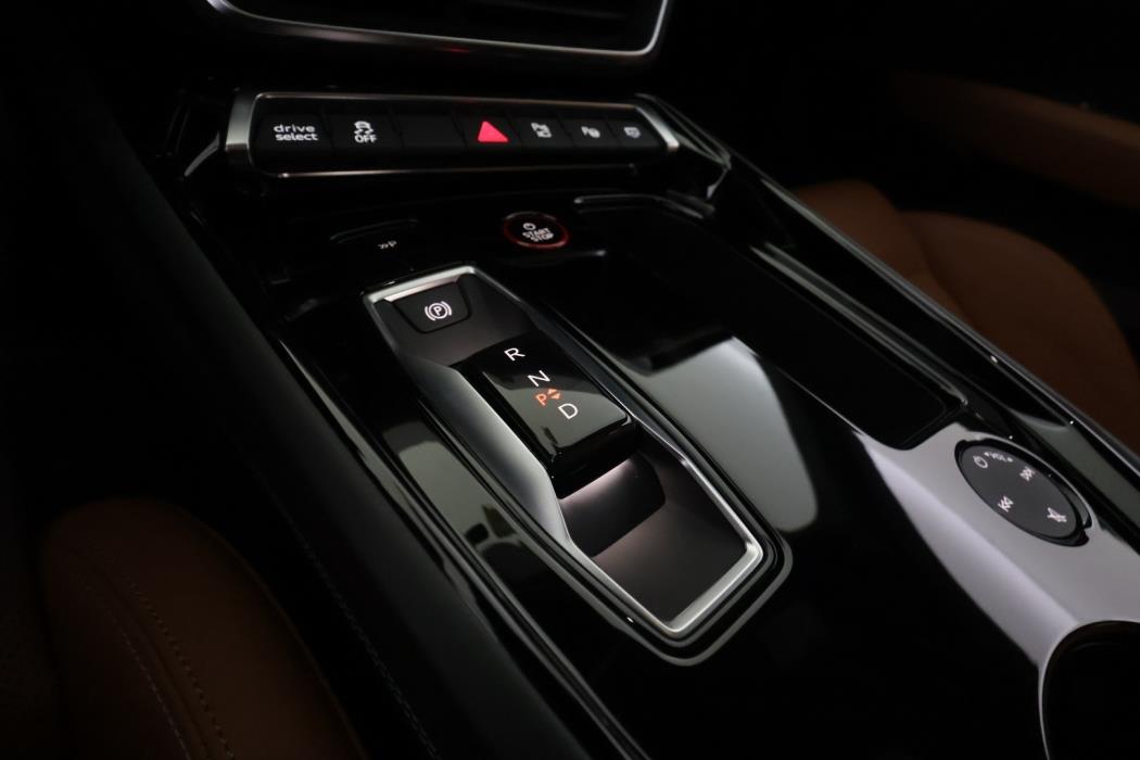AUDI e-tron GT 2023