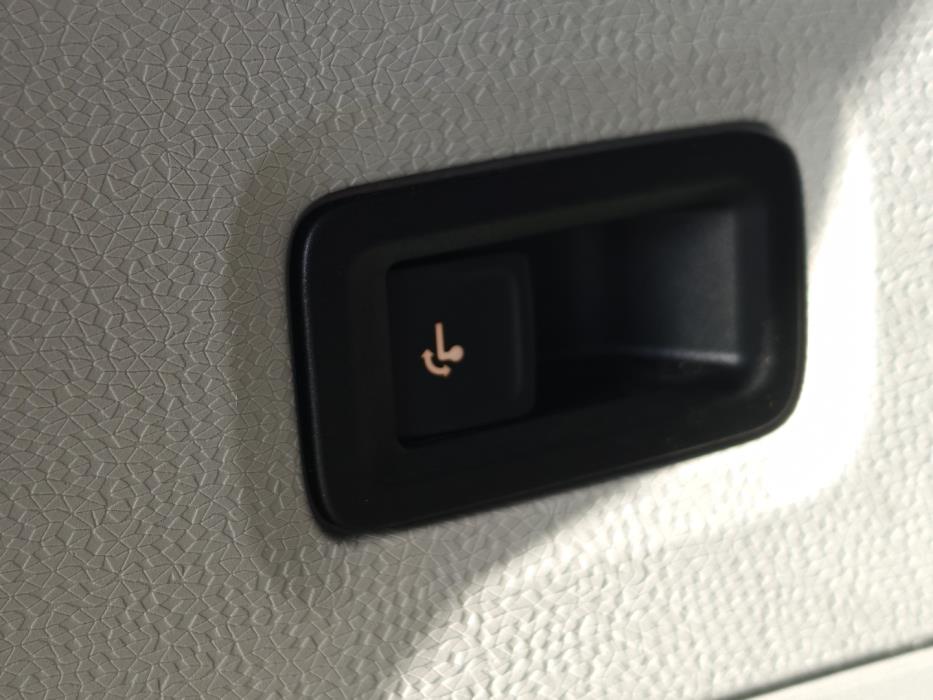 VOLKSWAGEN ID. BUZZ 2023