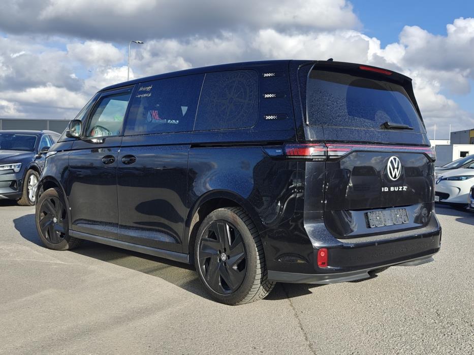 VOLKSWAGEN ID. BUZZ 2023