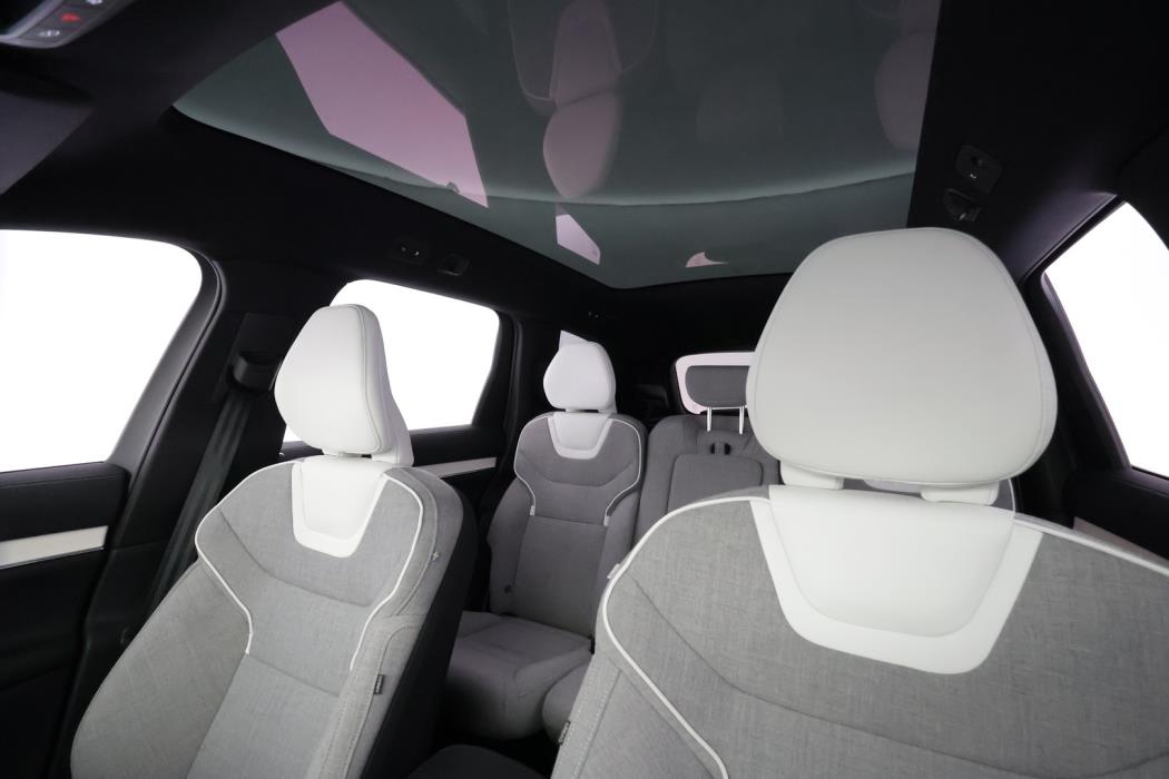 VOLVO EX90 2025