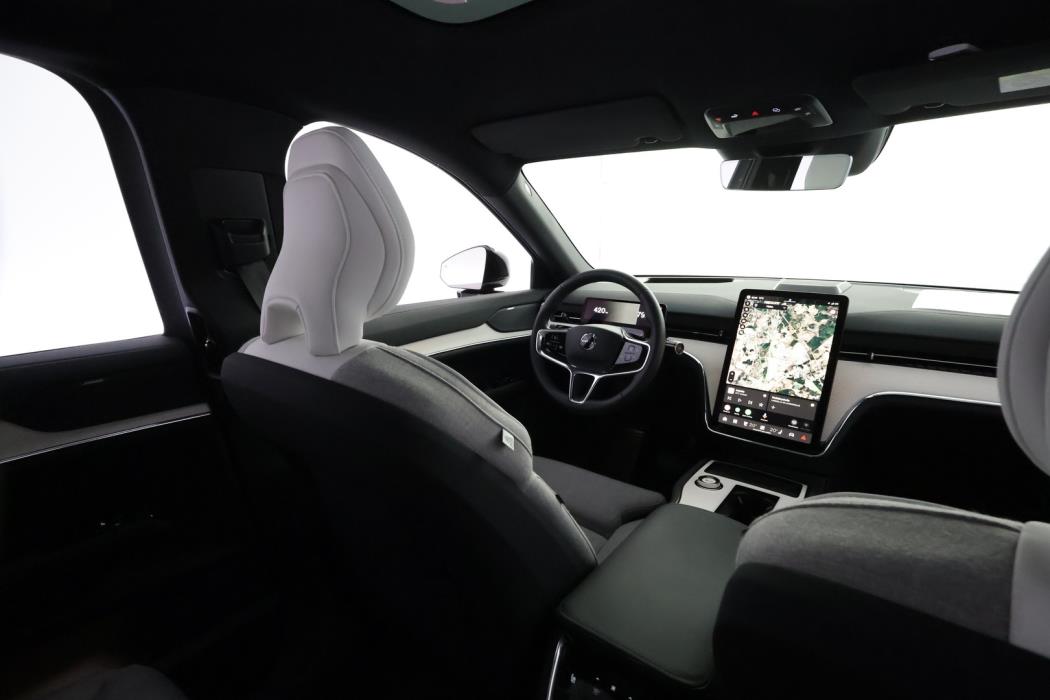 VOLVO EX90 2025