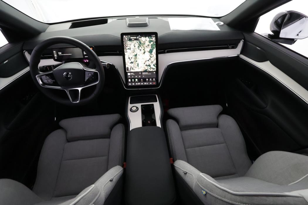 VOLVO EX90 2025