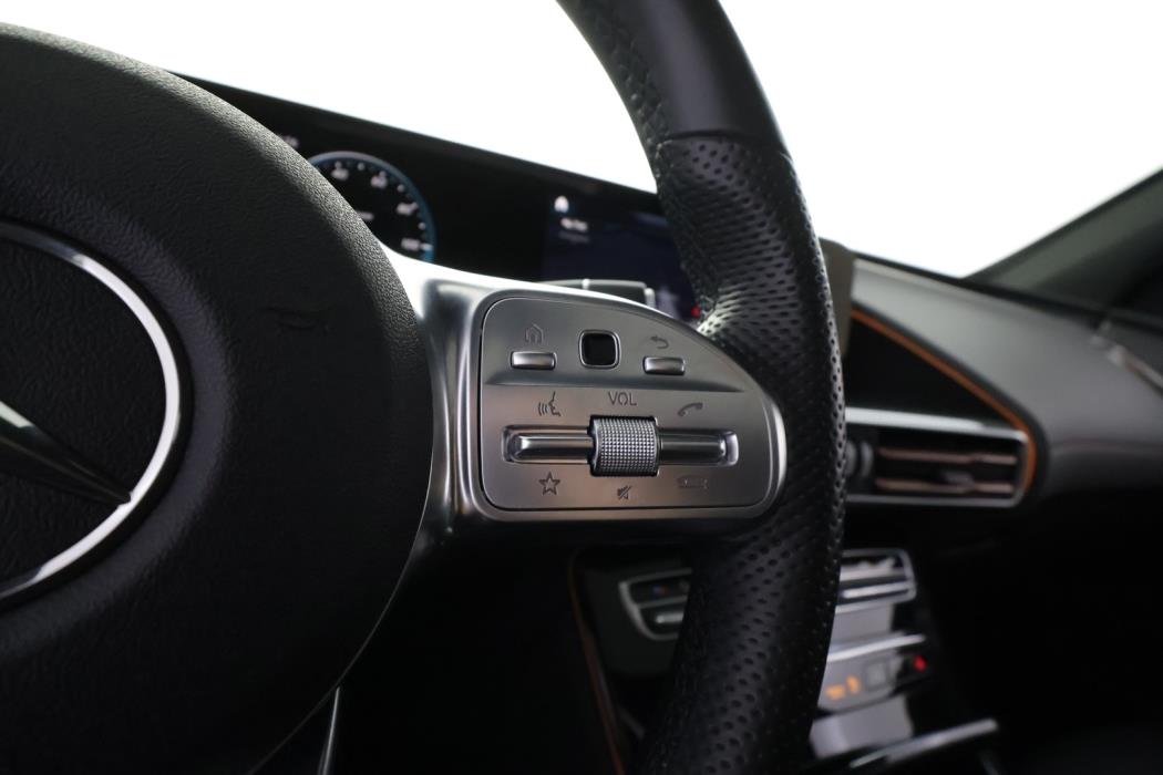 MERCEDES-BENZ EQC 2022