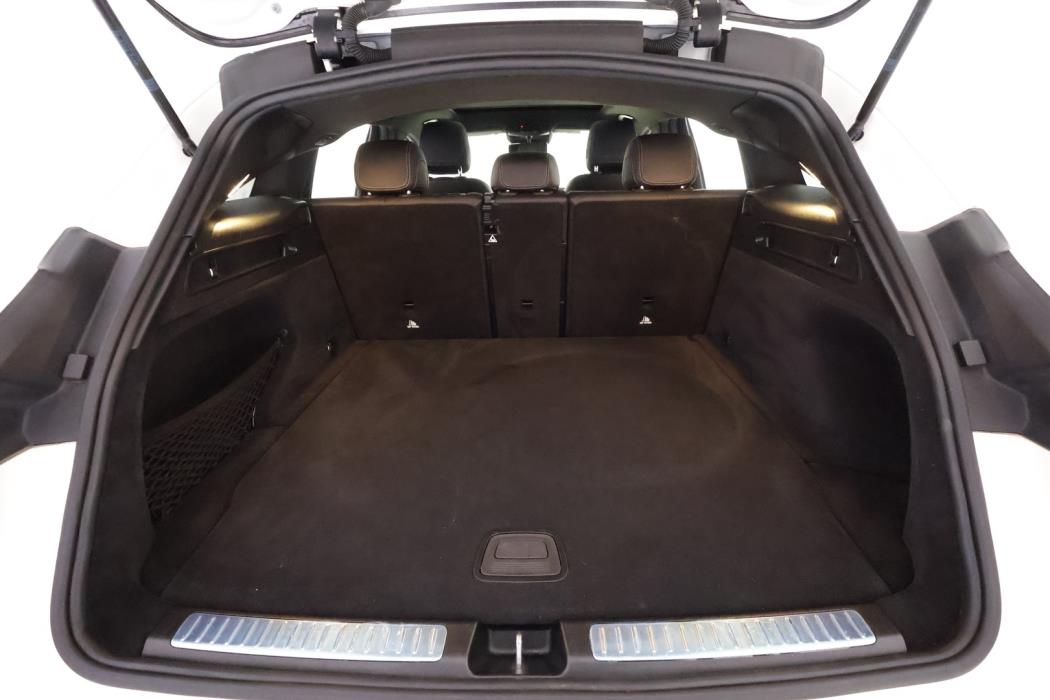 MERCEDES-BENZ EQC 2022