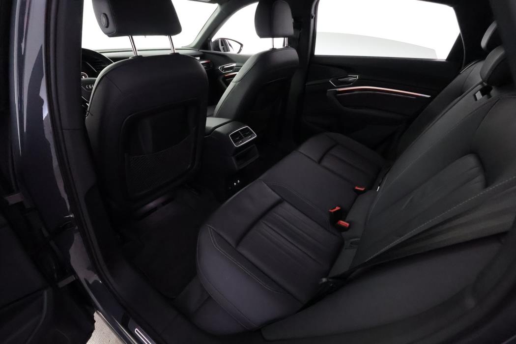 AUDI Q8 E-TRON 2024