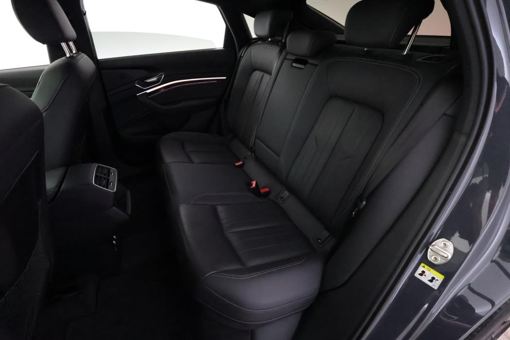 AUDI Q8 E-TRON 2024