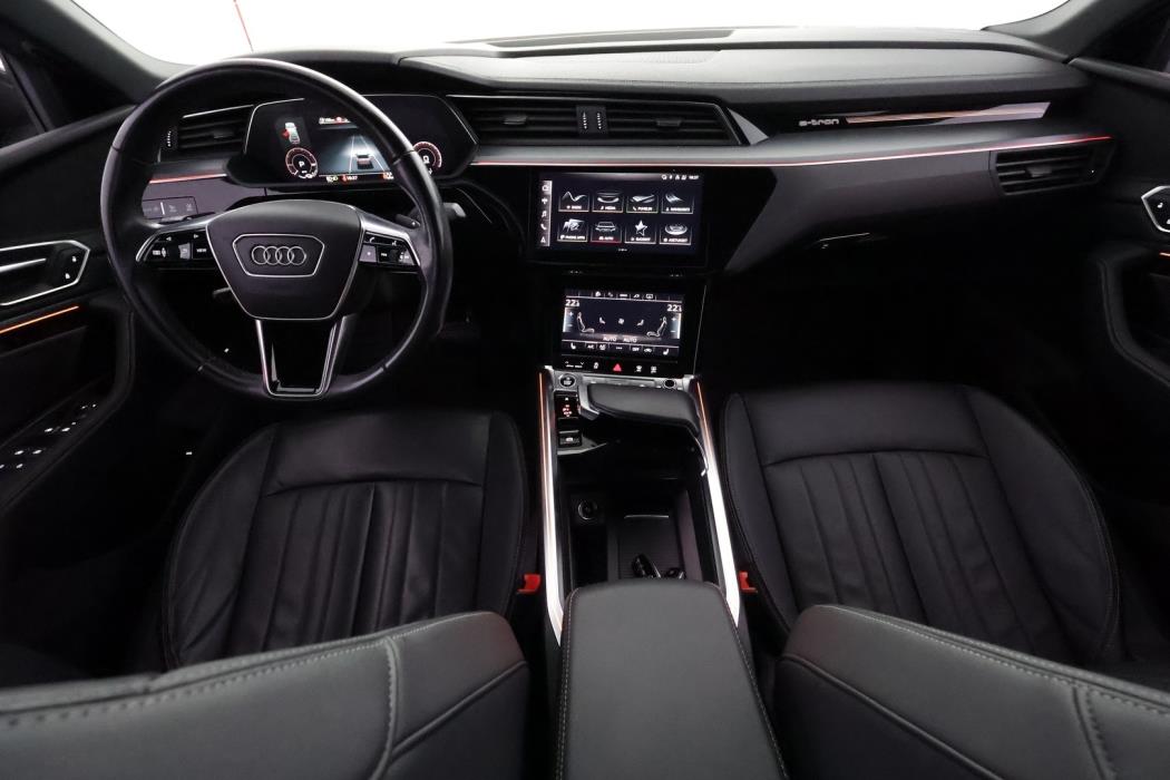 AUDI Q8 E-TRON 2024