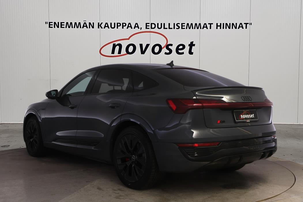 AUDI Q8 E-TRON 2024