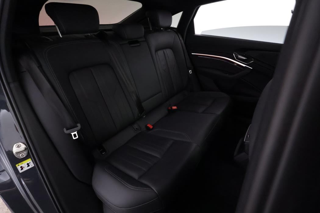AUDI Q8 E-TRON 2024