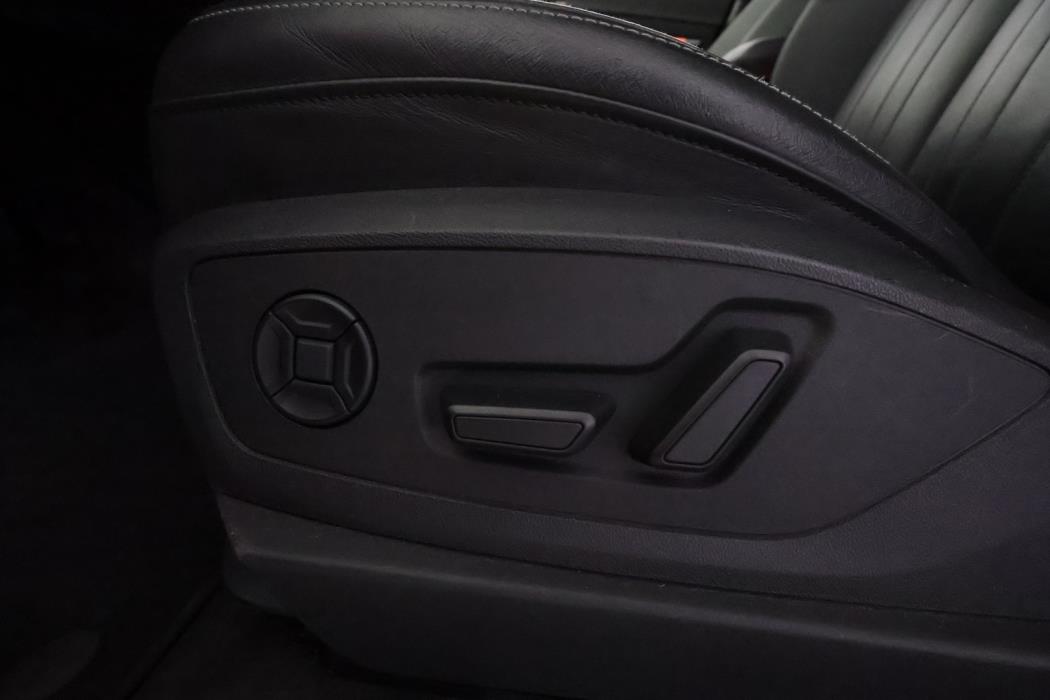 AUDI Q8 E-TRON 2024