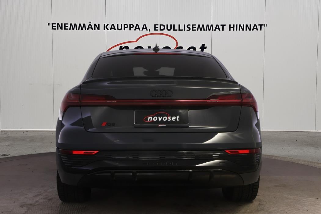 AUDI Q8 E-TRON 2024