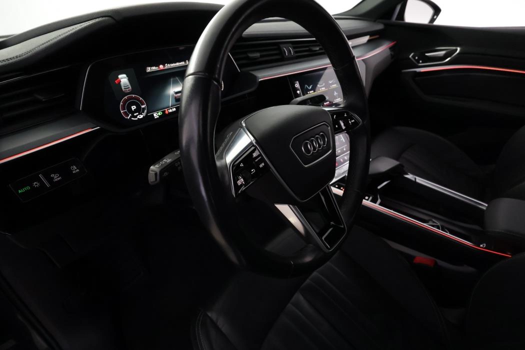 AUDI Q8 E-TRON 2024