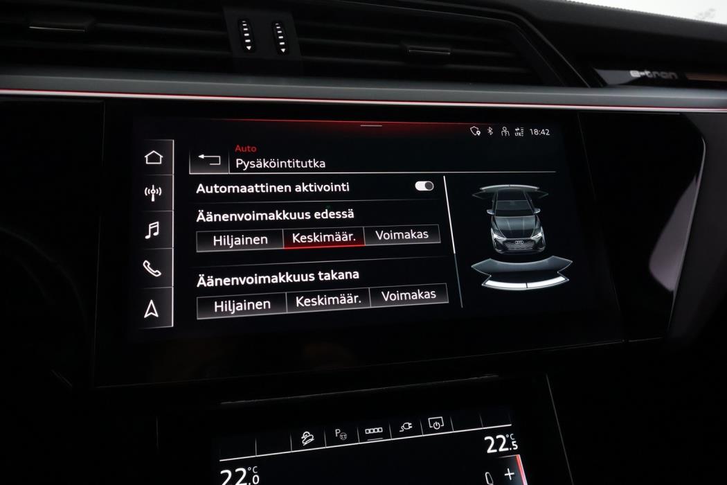 AUDI Q8 E-TRON 2024