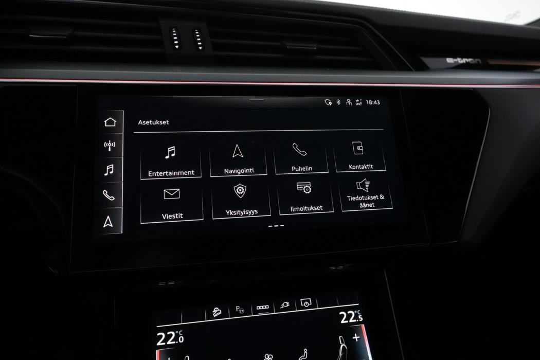 AUDI Q8 E-TRON 2024