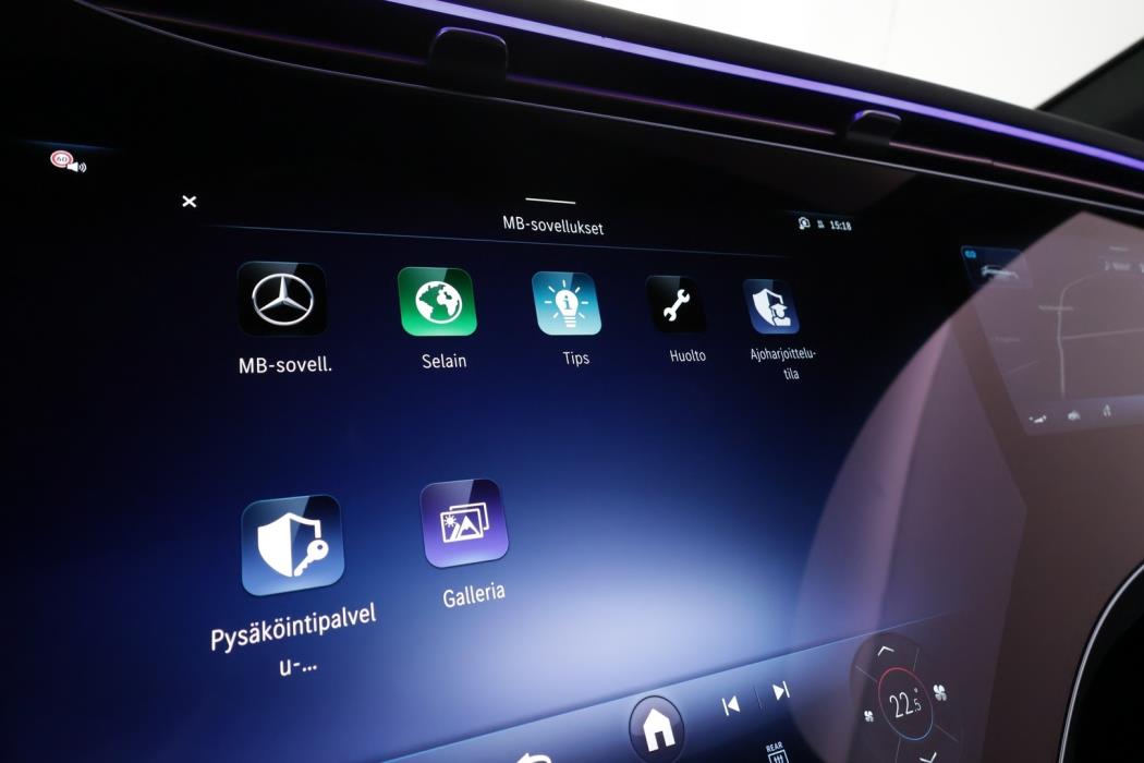 MERCEDES-BENZ EQE SUV 2025