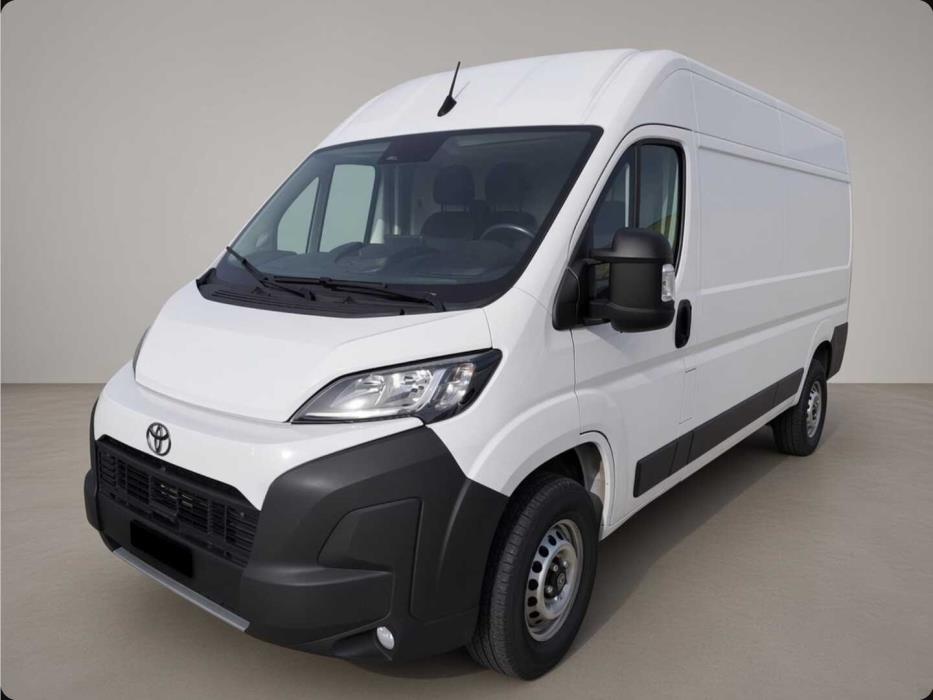 TOYOTA PROACE MAX 2025