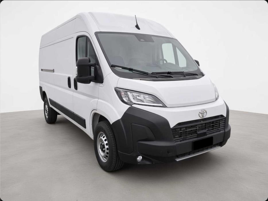 TOYOTA PROACE MAX 2025