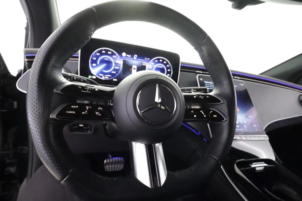 MERCEDES-BENZ EQE SUV 2025