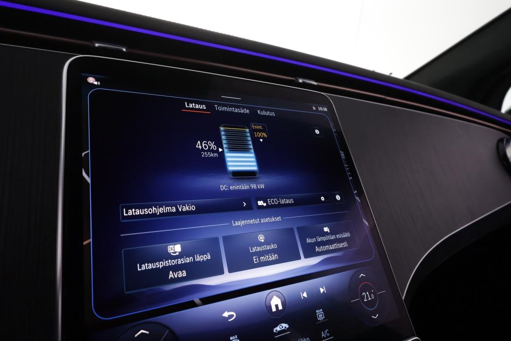 MERCEDES-BENZ EQE SUV 2025