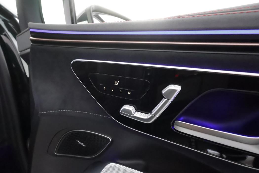 MERCEDES-BENZ EQE SUV 2025