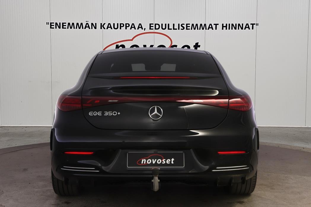 MERCEDES-BENZ EQE 2025