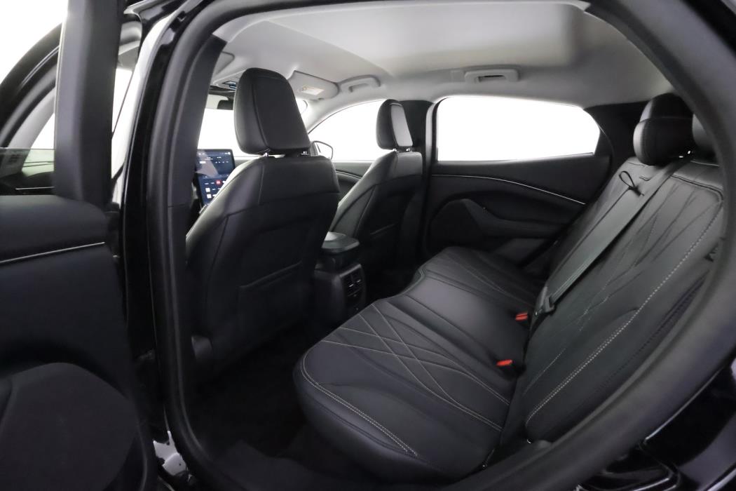 FORD Mustang Mach-E 2023