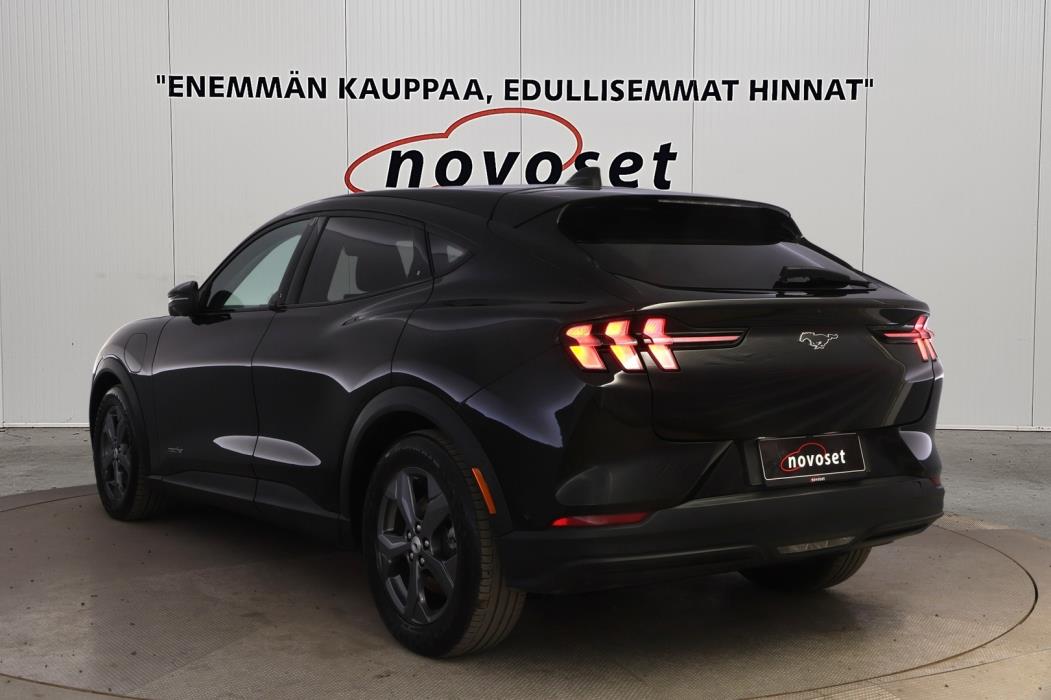 FORD Mustang Mach-E 2023