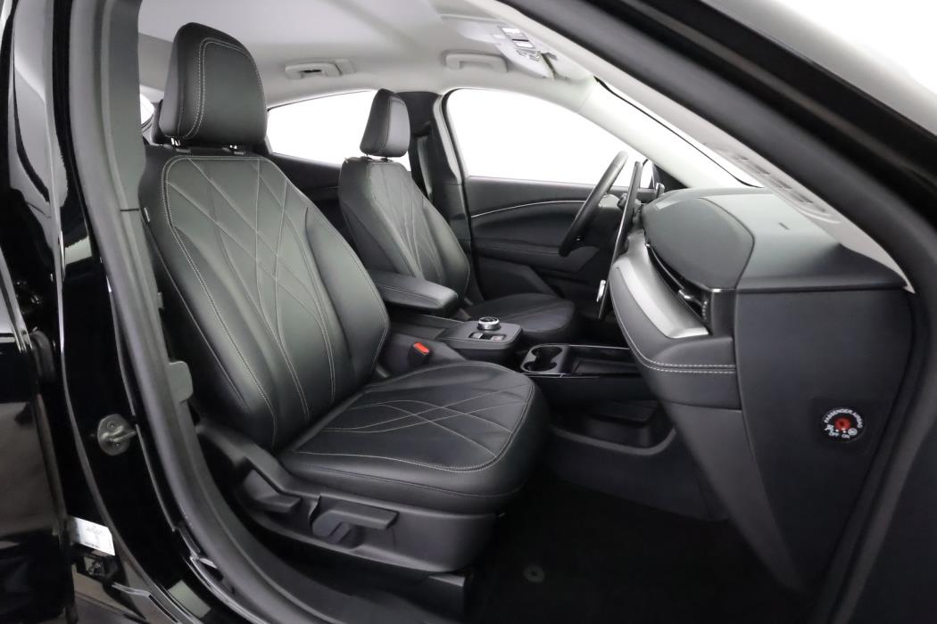 FORD Mustang Mach-E 2023