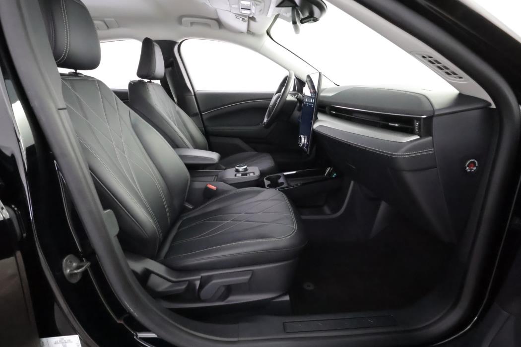 FORD Mustang Mach-E 2023