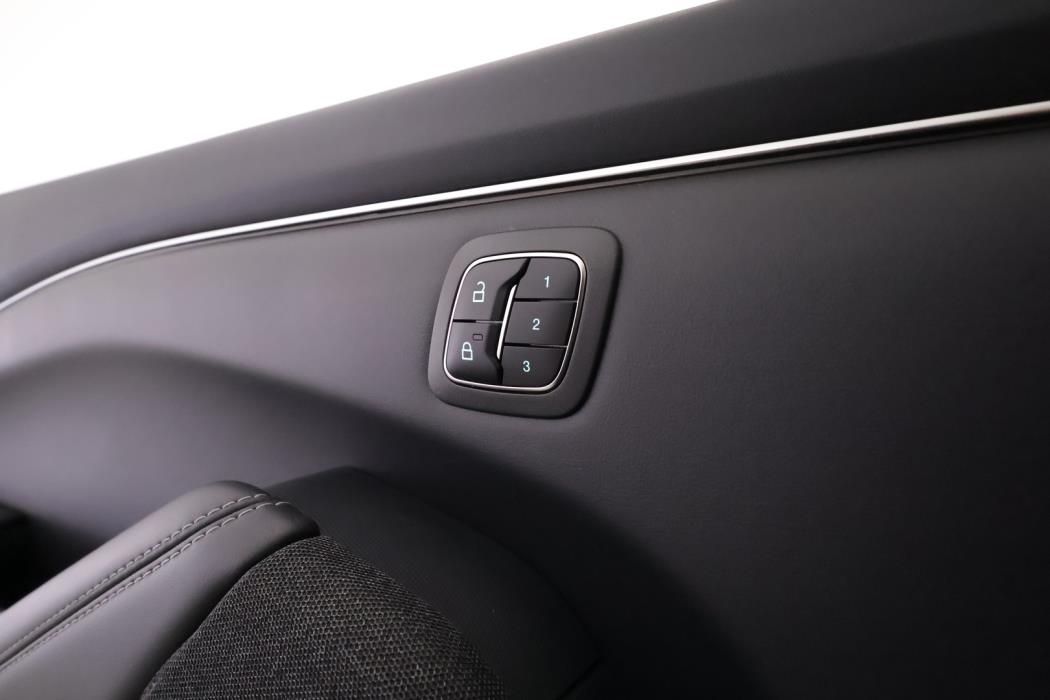 FORD Mustang Mach-E 2023