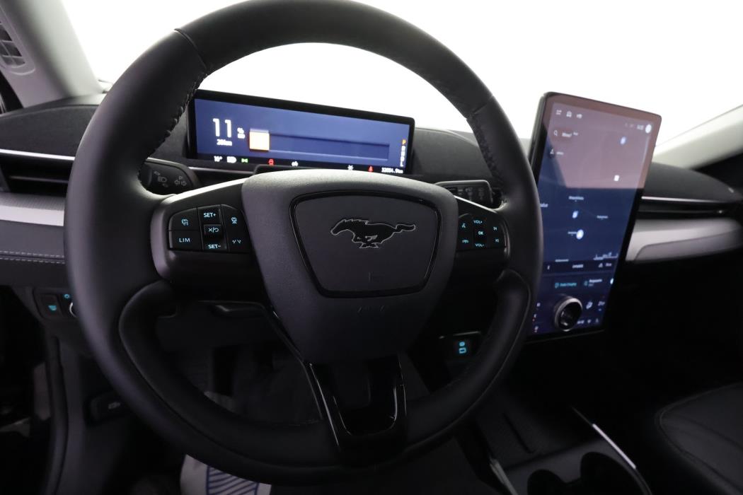 FORD Mustang Mach-E 2023