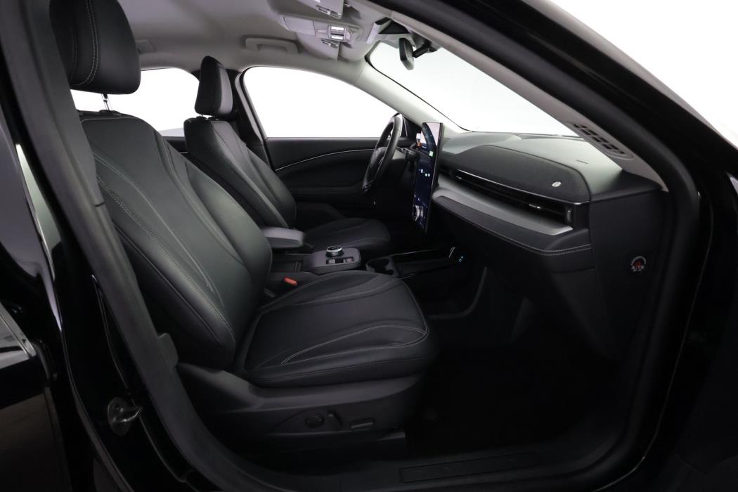 FORD Mustang Mach-E 2023