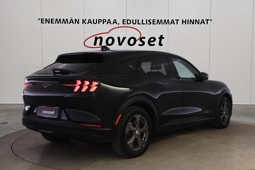 FORD Mustang Mach-E 2023