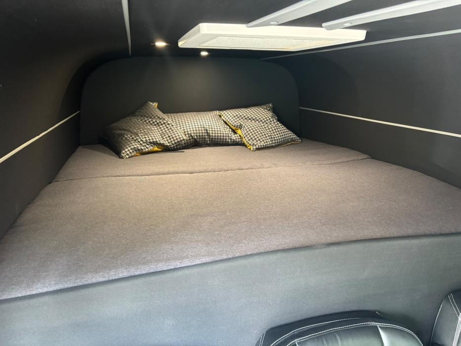 MERCEDES-BENZ Sprinter 2023
