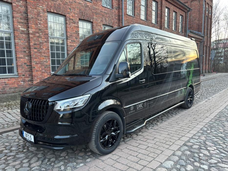 MERCEDES-BENZ Sprinter 2023
