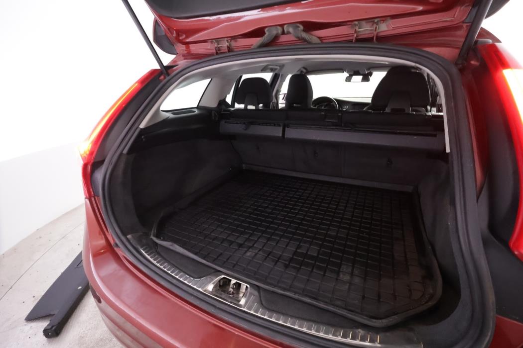 VOLVO V60 2015