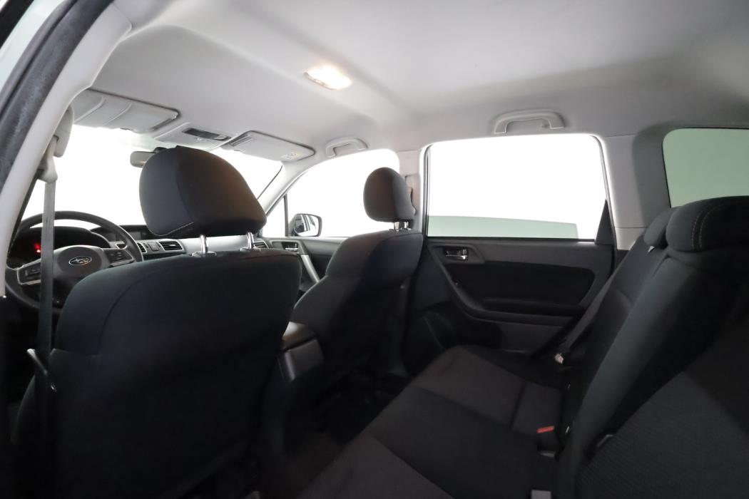 SUBARU Forester 2015