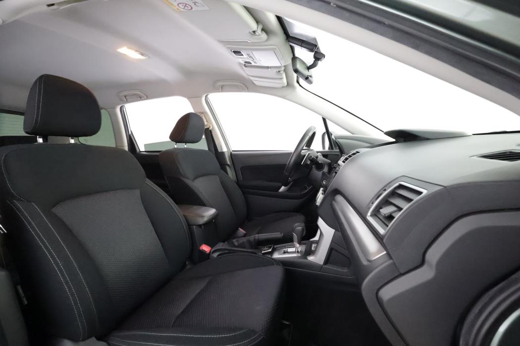 SUBARU Forester 2015