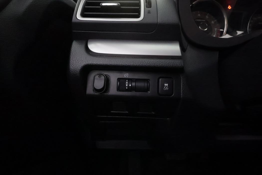 SUBARU Forester 2015