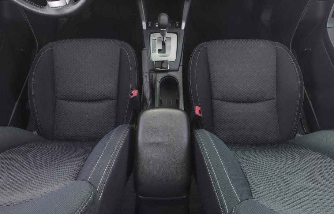 SUBARU Forester 2015