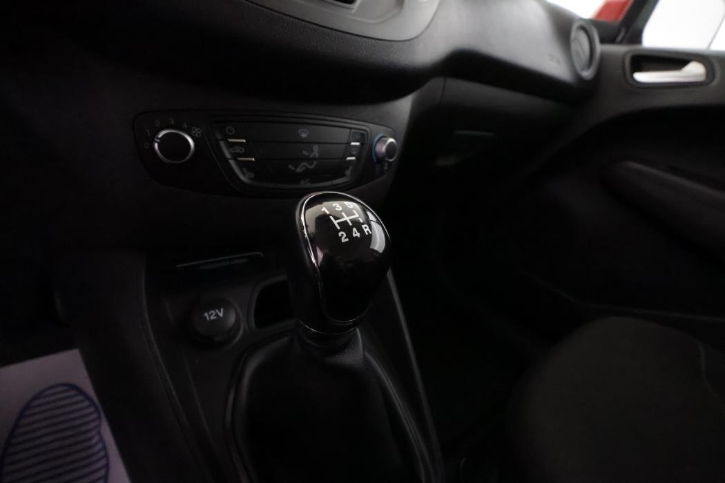 FORD Transit Courier 2018
