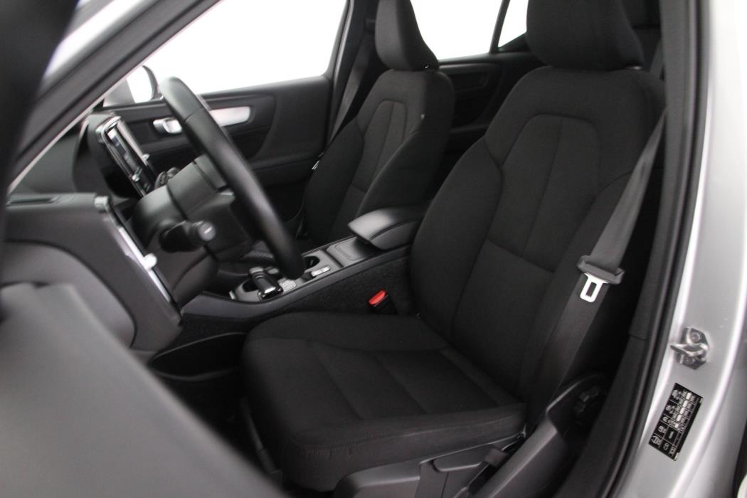 VOLVO XC40 2019