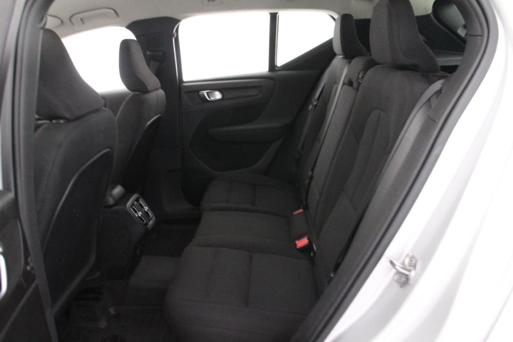 VOLVO XC40 2019
