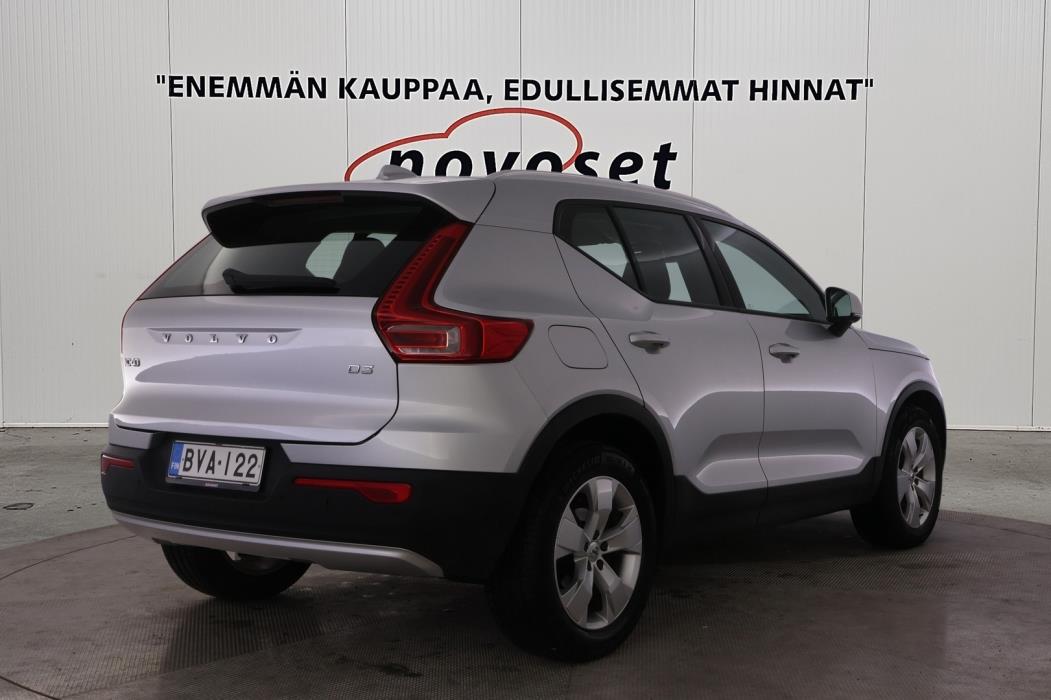 VOLVO XC40 2019