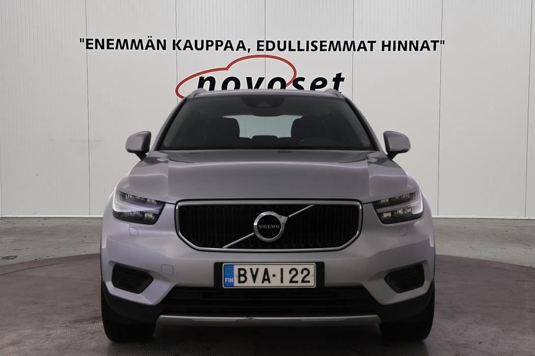 VOLVO XC40 2019