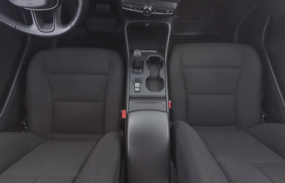 VOLVO XC40 2019