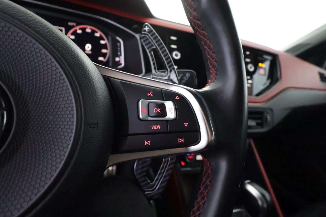 VOLKSWAGEN Polo 2019