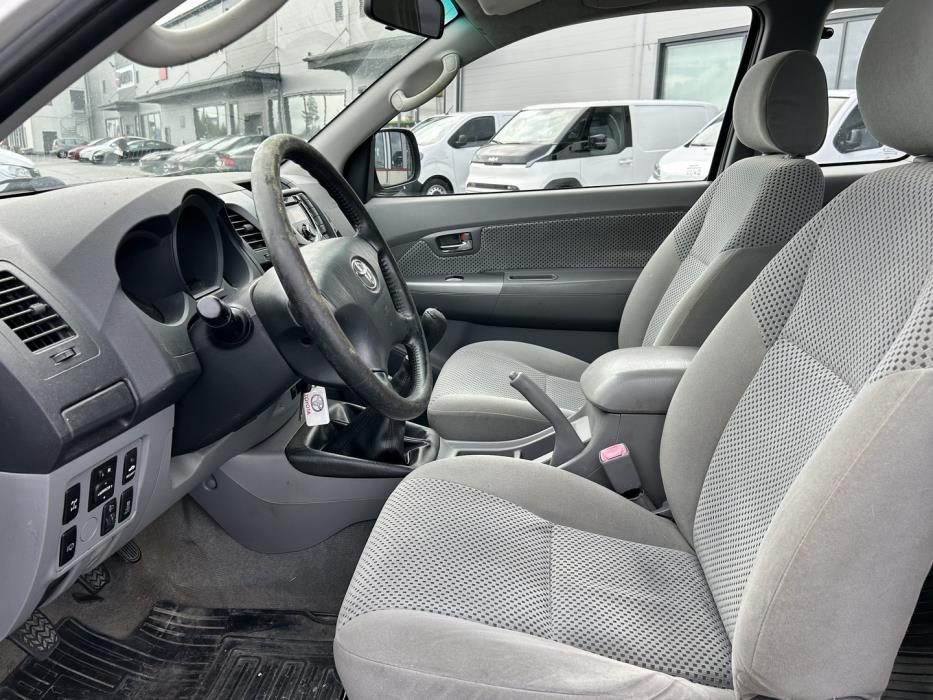 TOYOTA Hilux 2009